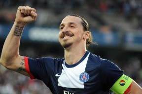 金年会-双线破局，西亚卡姆得分十连斩与利物浦极限远征